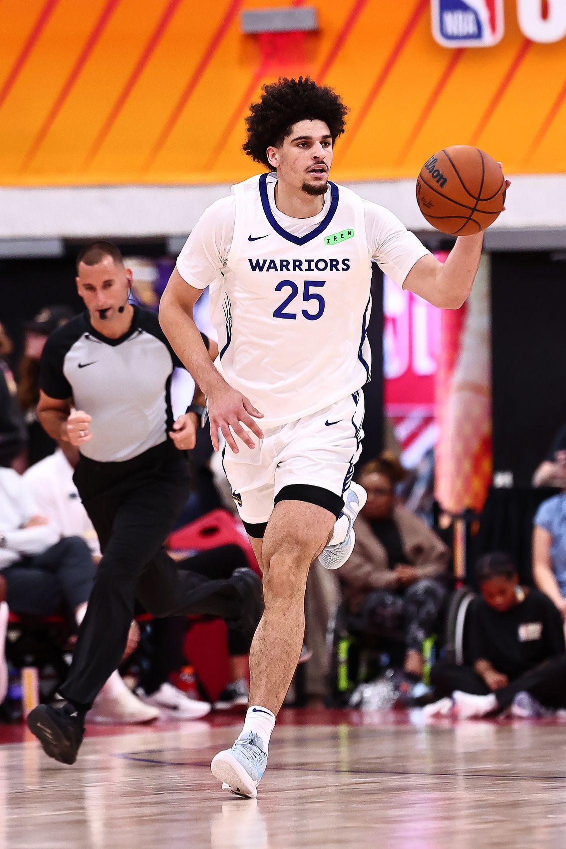 三分4中0,拉杰·琼斯16中6得13分4板3断,正负值+19 三分4中0,拉杰·琼斯16中6得13分4板3断,正负值+19