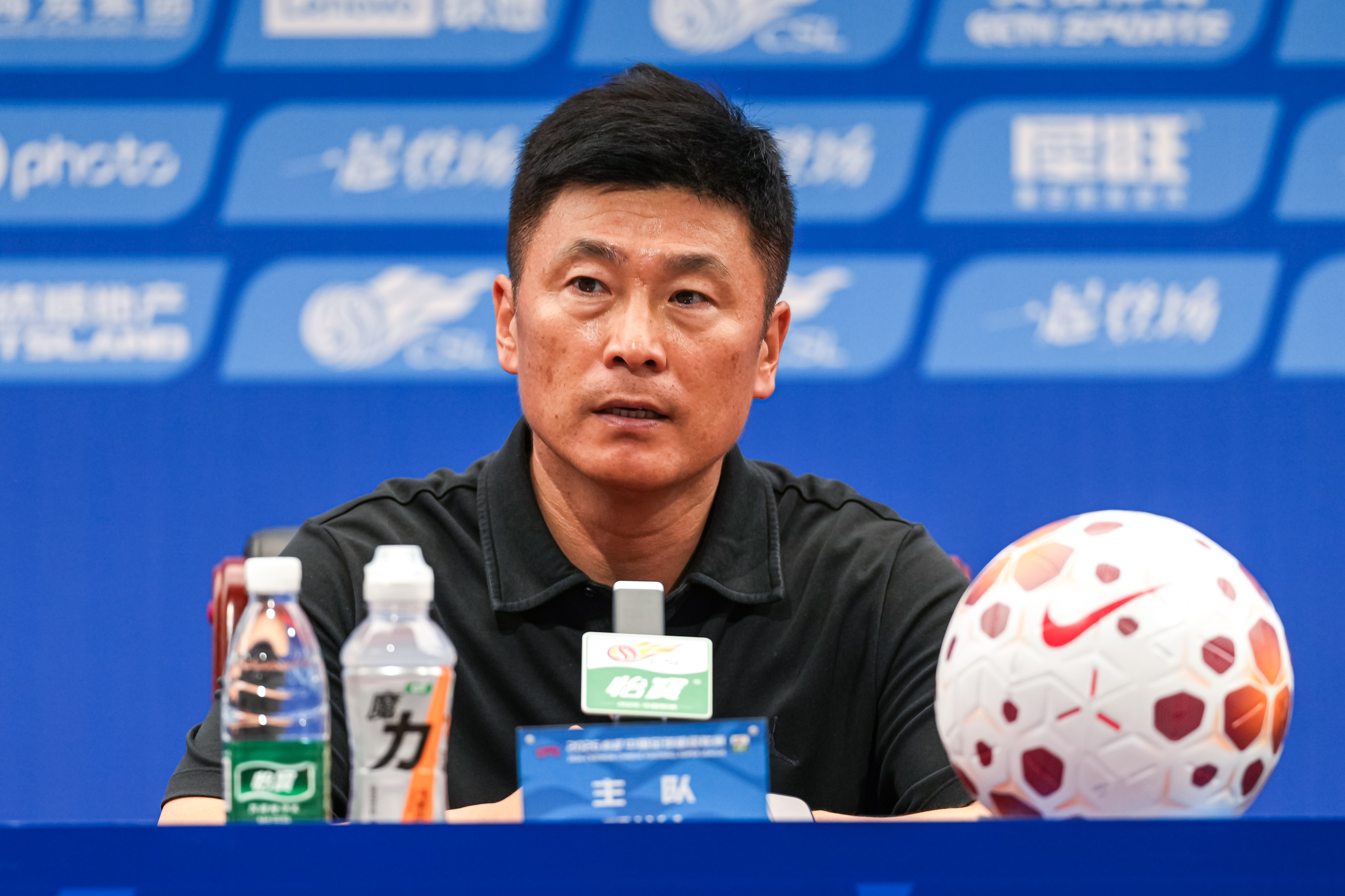 李国旭:这两天恢复为主,晋级赛相信所有人会克服困难赢下比赛