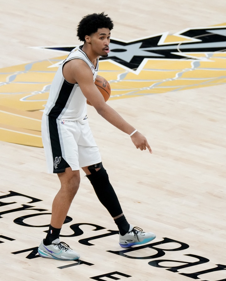 哈珀：我会钻研新秀魔术师取得成功的秘诀 他既夺冠又拿了FMVP